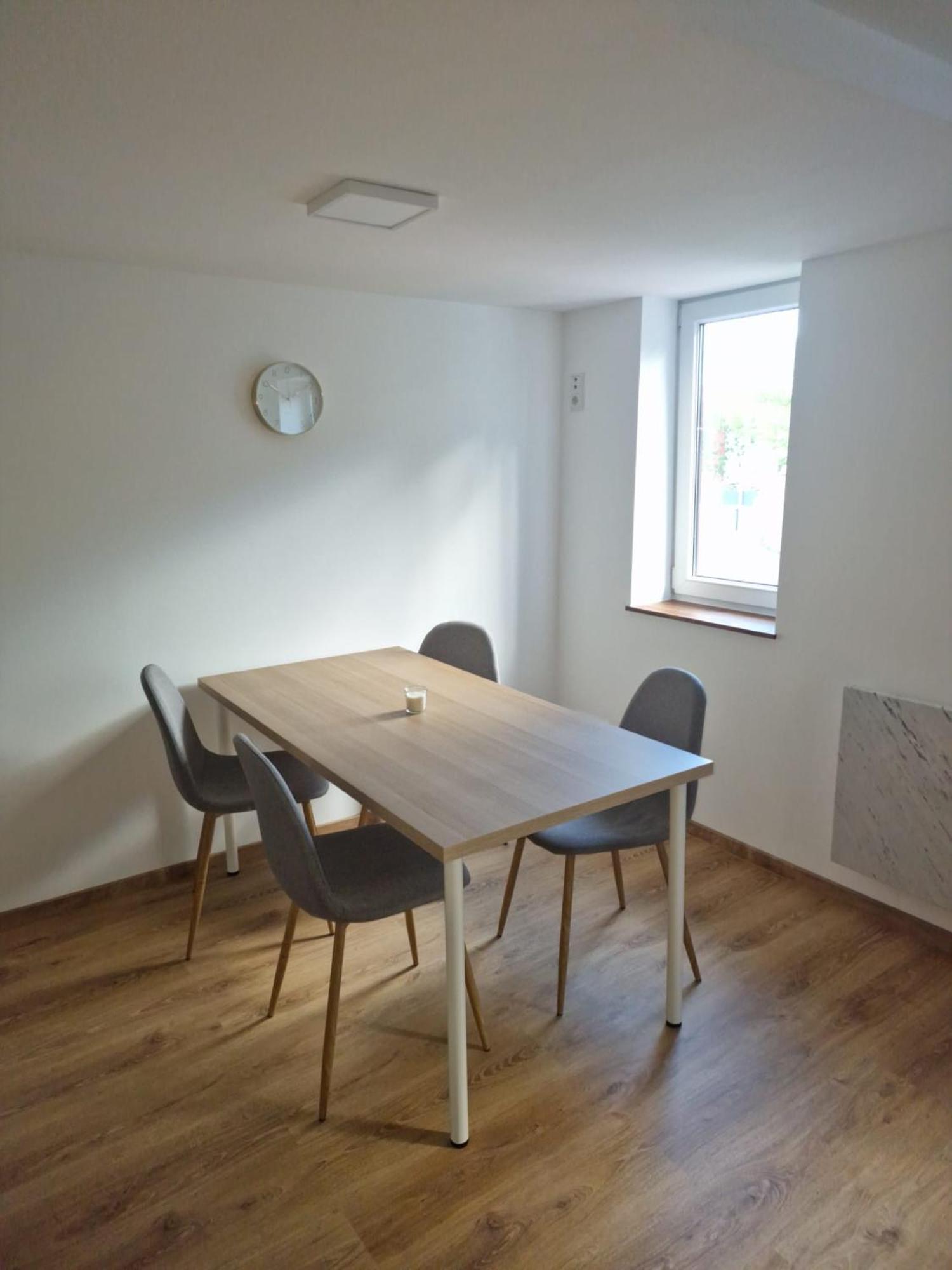 Exklusive Zimmer Mit Geteiltem Bad Und Kueche Kg Stadtilm Extérieur photo